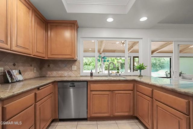 6403 Bayberry Street, Oak Park, CA 91377