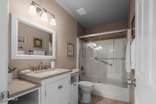 6403 Bayberry Street, Oak Park, CA 91377