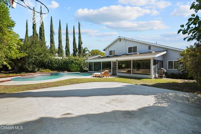 6403 Bayberry Street, Oak Park, CA 91377