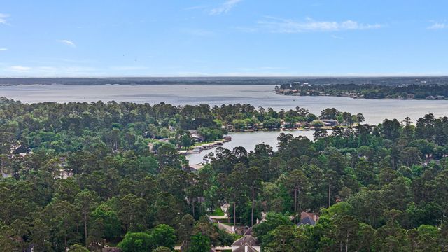 3310 Woodwick, Montgomery, TX 77356