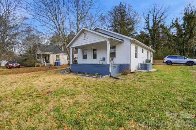 358 N Cleghorn Street, Rutherfordton, NC 28139