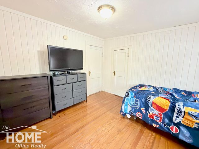 310 S Mcdonnell Street, Corunna, MI 48817