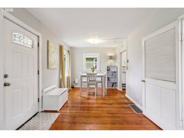 1820 Se 6TH Ave, Camas, WA 98607