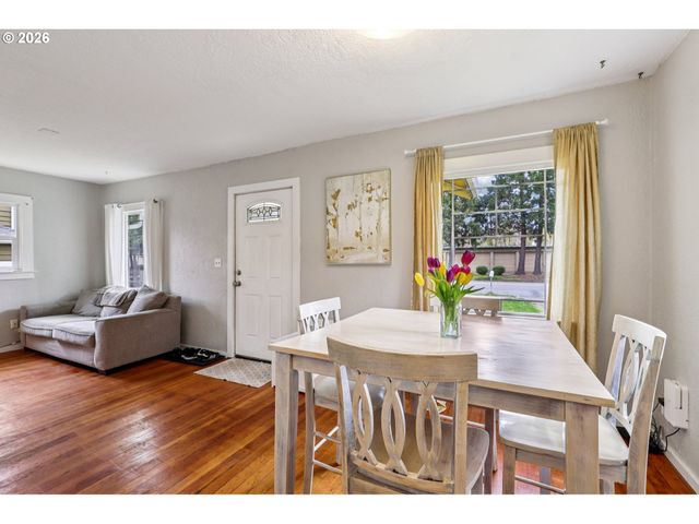 1820 Se 6TH Ave, Camas, WA 98607