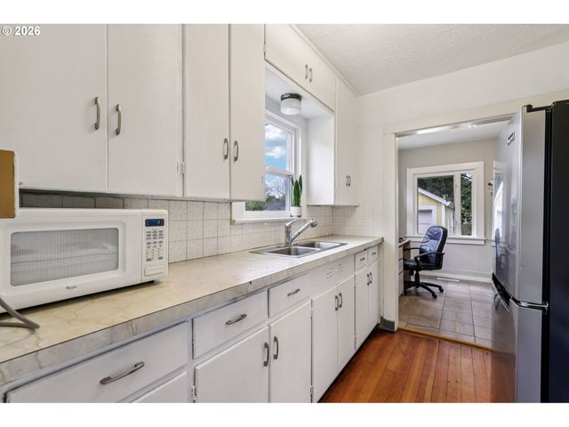 1820 Se 6TH Ave, Camas, WA 98607