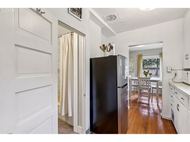 1820 Se 6TH Ave, Camas, WA 98607