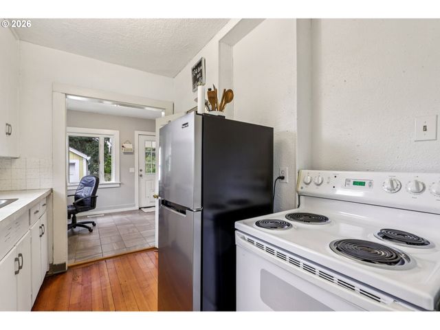 1820 Se 6TH Ave, Camas, WA 98607