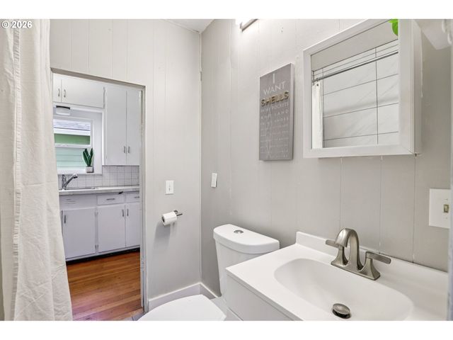 1820 Se 6TH Ave, Camas, WA 98607