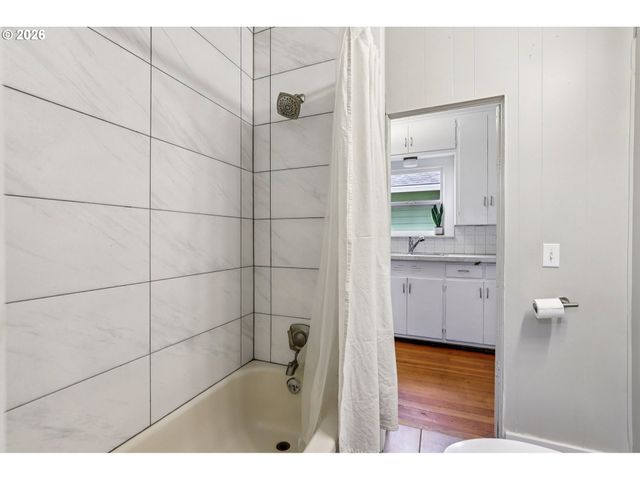 1820 Se 6TH Ave, Camas, WA 98607