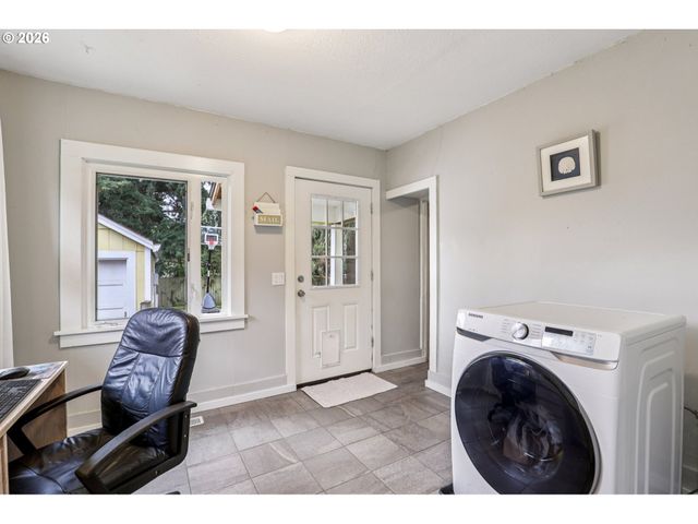 1820 Se 6TH Ave, Camas, WA 98607