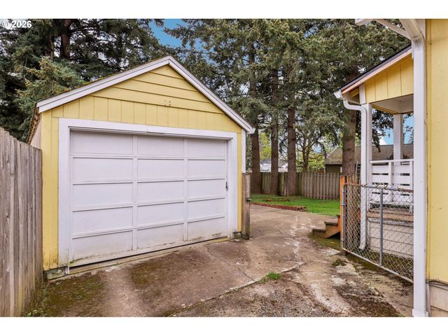 1820 Se 6TH Ave, Camas, WA 98607