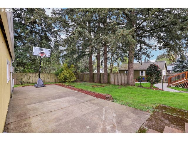 1820 Se 6TH Ave, Camas, WA 98607