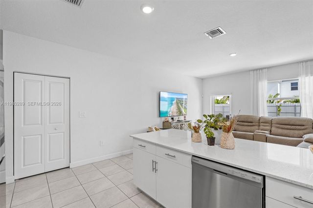 12731 SW 213th St, Miami, FL 33177