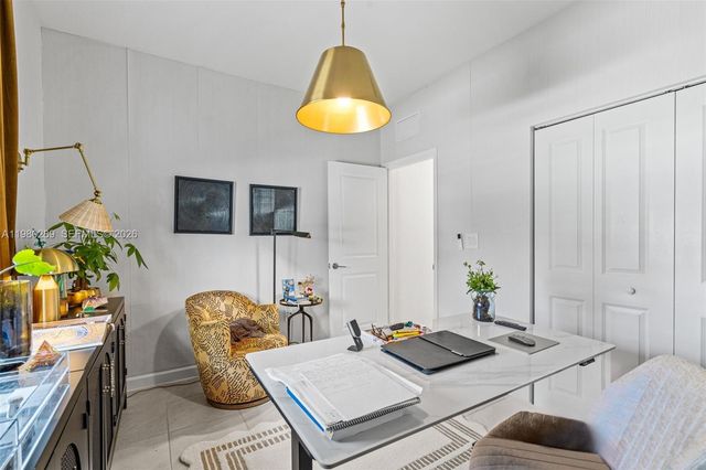 12731 SW 213th St, Miami, FL 33177