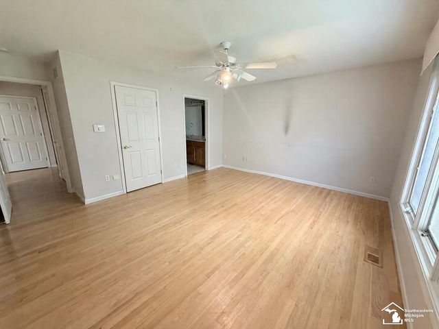 1626 Spruce Court, Temperance, MI 48182