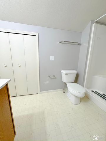 1626 Spruce Court, Temperance, MI 48182