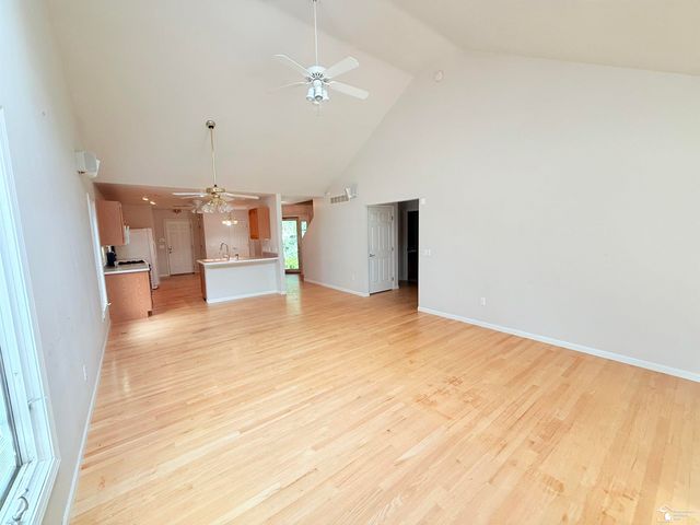 1626 Spruce Court, Temperance, MI 48182