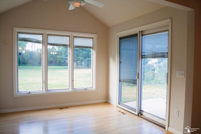 1626 Spruce Court, Temperance, MI 48182