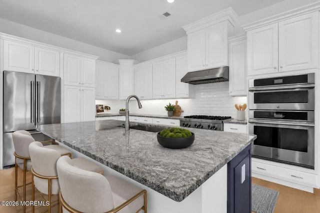 49 Sofia Drive, Manalapan, NJ 07726