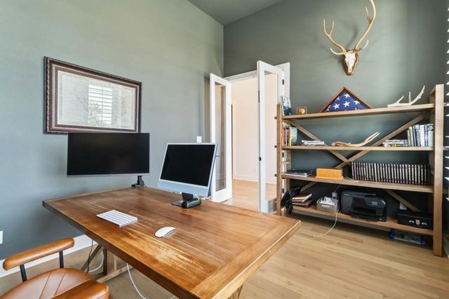 333 Knockout Rose DR, San Marcos, TX 78666