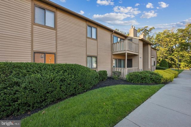 706 WOODHOLLOW DR, Marlton, NJ 08053