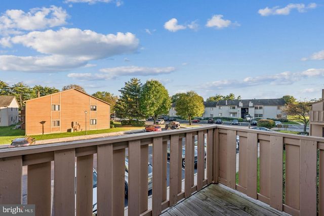 706 WOODHOLLOW DR, Marlton, NJ 08053