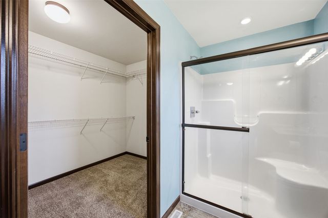 2403 Snapdragon Circle SW, Cedar Rapids, IA 52404