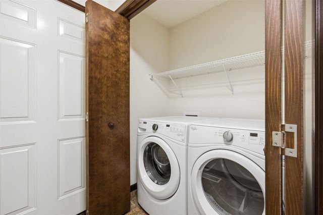 2403 Snapdragon Circle SW, Cedar Rapids, IA 52404