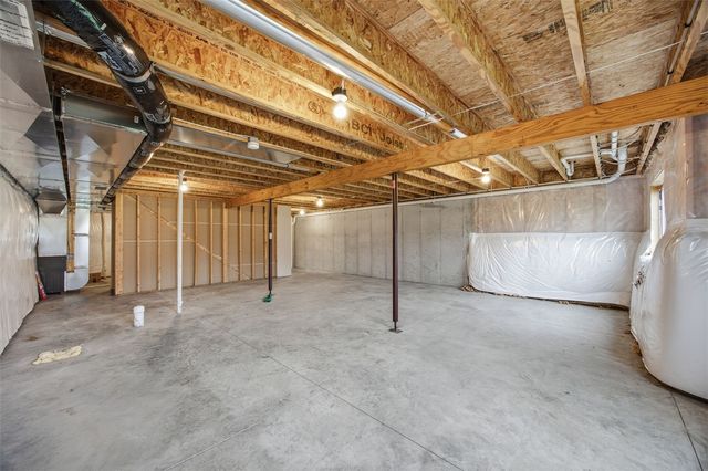 2403 Snapdragon Circle SW, Cedar Rapids, IA 52404