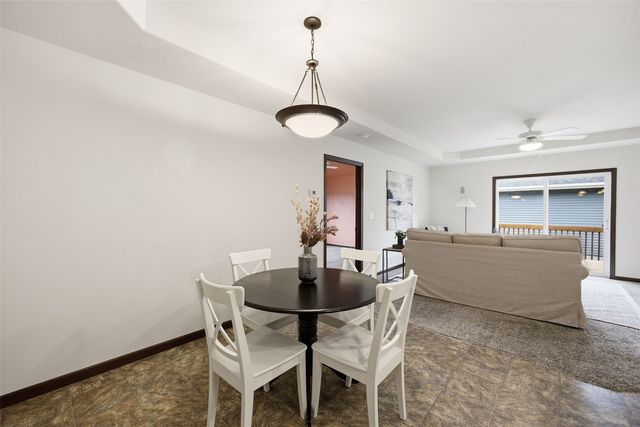 2403 Snapdragon Circle SW, Cedar Rapids, IA 52404