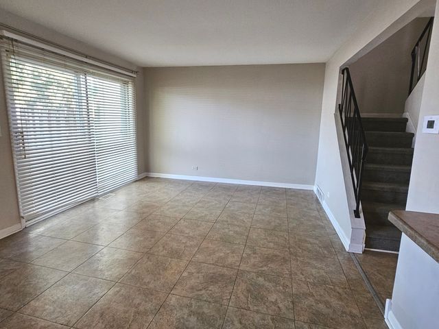 228 MONROE Road, Bolingbrook, IL 60440