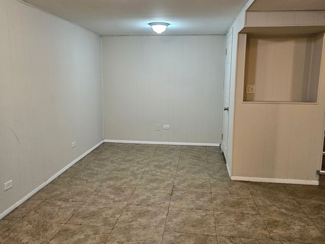 228 MONROE Road, Bolingbrook, IL 60440