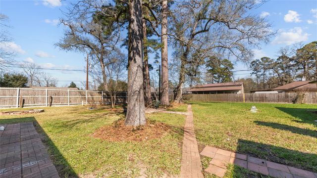 1711 Woodhue Drive, Spring, TX 77386