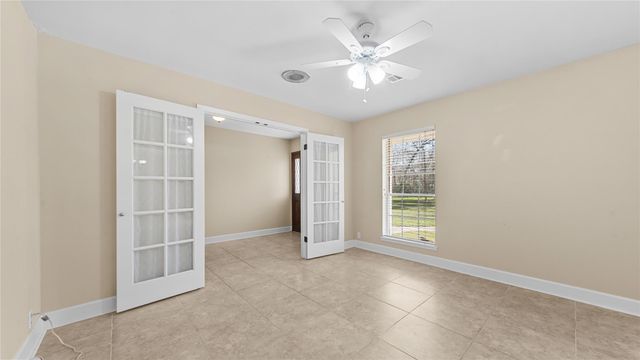 1711 Woodhue Drive, Spring, TX 77386