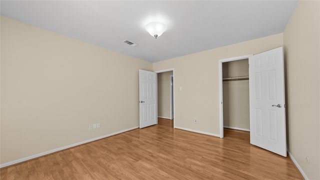 1711 Woodhue Drive, Spring, TX 77386