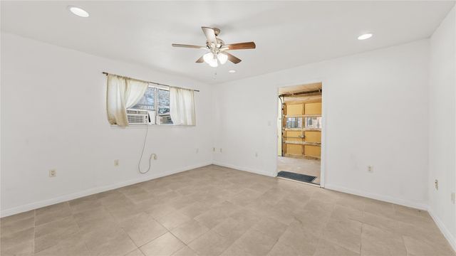 1711 Woodhue Drive, Spring, TX 77386