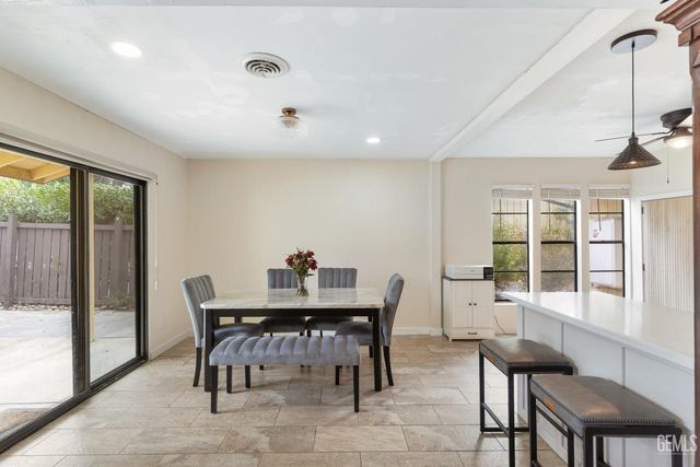 11938 Laver Court, Bakersfield, CA 93306