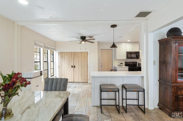 11938 Laver Court, Bakersfield, CA 93306