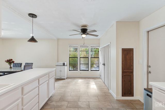 11938 Laver Court, Bakersfield, CA 93306