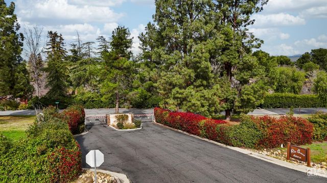 11938 Laver Court, Bakersfield, CA 93306