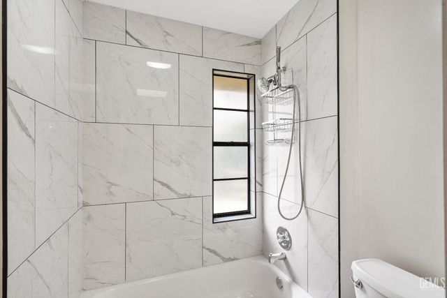 11938 Laver Court, Bakersfield, CA 93306