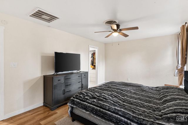 11938 Laver Court, Bakersfield, CA 93306