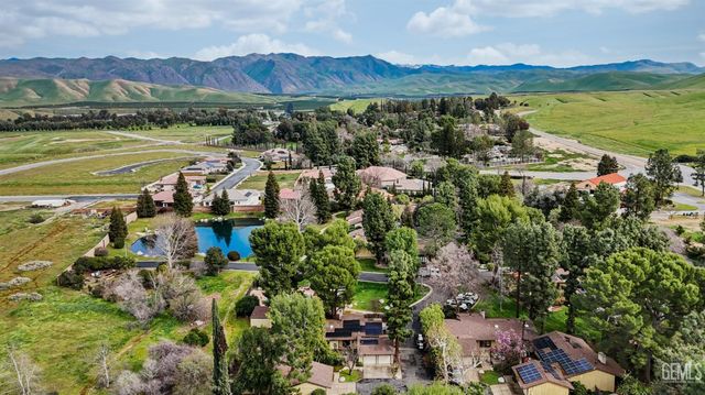 11938 Laver Court, Bakersfield, CA 93306