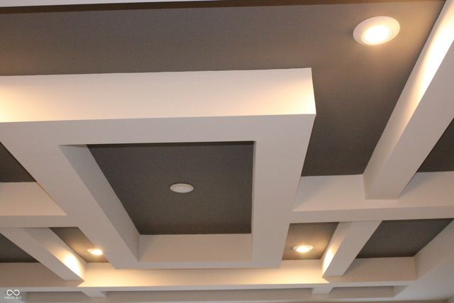 8831 Rockwood Lane, Indianapolis, IN 46259