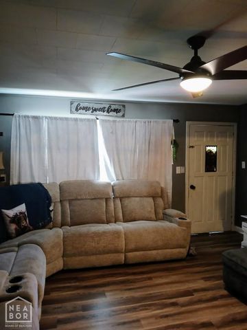 503 E Court Street E, Paragould, AR 72450