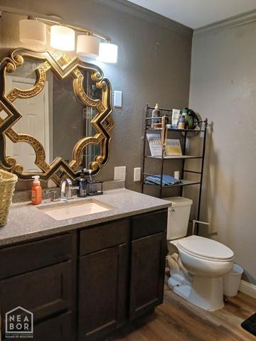 503 E Court Street E, Paragould, AR 72450