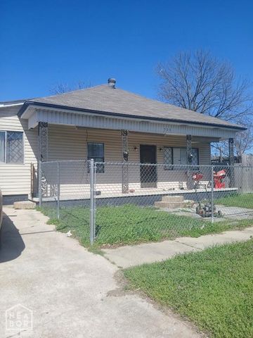 503 E Court Street E, Paragould, AR 72450