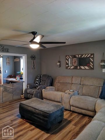 503 E Court Street E, Paragould, AR 72450