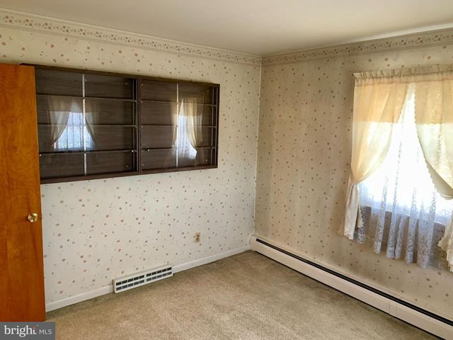 550 N 5TH ST, Hamburg, PA 19526