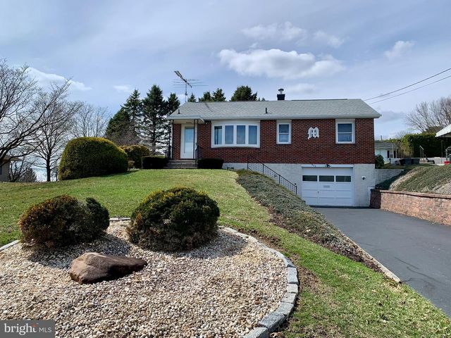 550 N 5TH ST, Hamburg, PA 19526